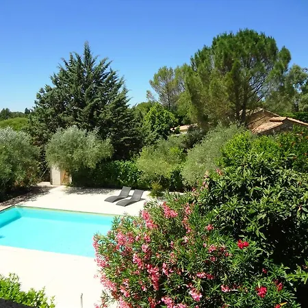 Les Olives Apartment Uzes Exterior photo